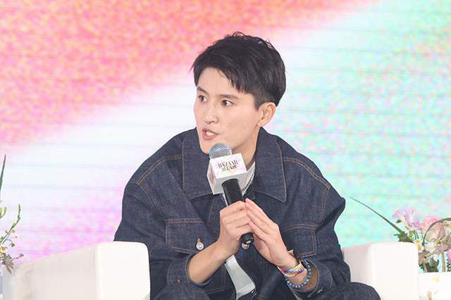 美女黄www